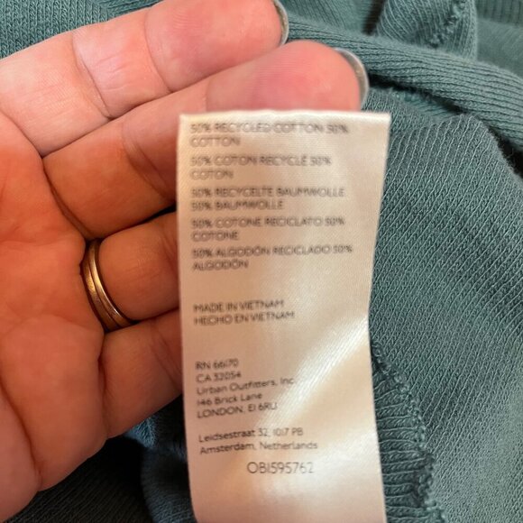 We The Free Teal Long Sleeve Asymmetrical‎ Hem Top - Picture 7 of 9